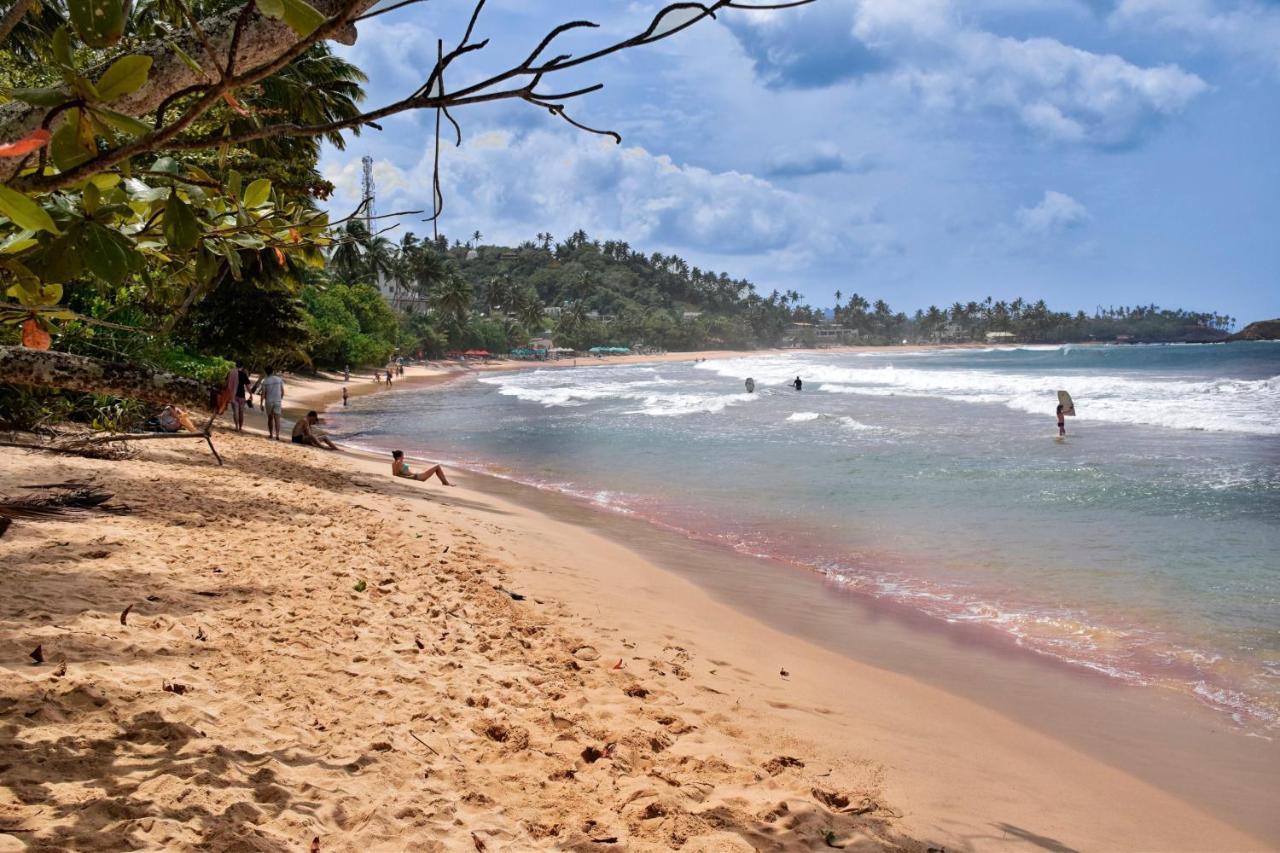 Mira Whales Resort Mirissa Exterior photo